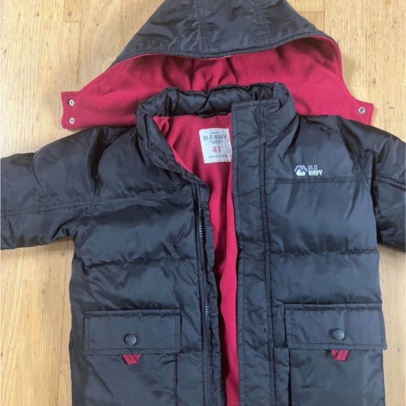 Old Navy 4T Black and Red Puffer Jacket - Picture 2 of 2